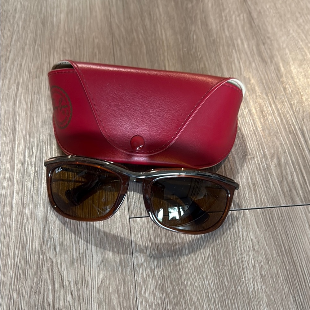 Ray-Ban Olympian Sunglasses with Red Case